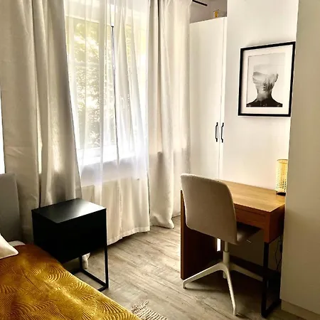 Charming Calliera 12 Poznań