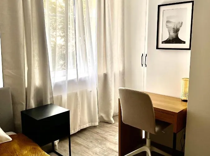 Charming Calliera 12 포즈난